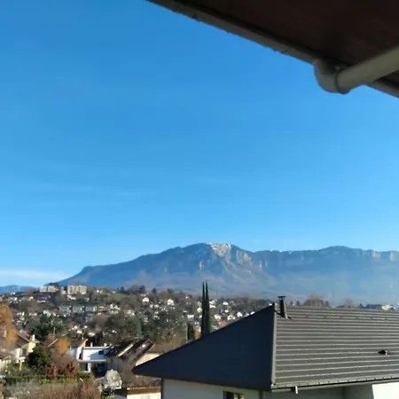 Διαμέρισμα Chez Julien T2 *